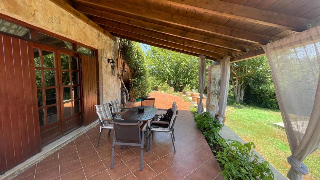 Photo of Patio Balcony in Skines