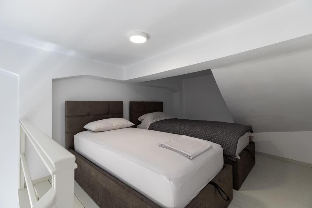 Photo of Bedroom in Molos