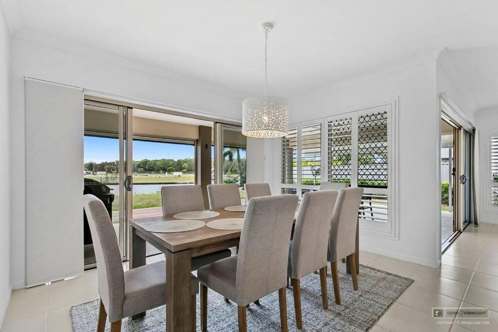 Photo of Others in Banksia Beach