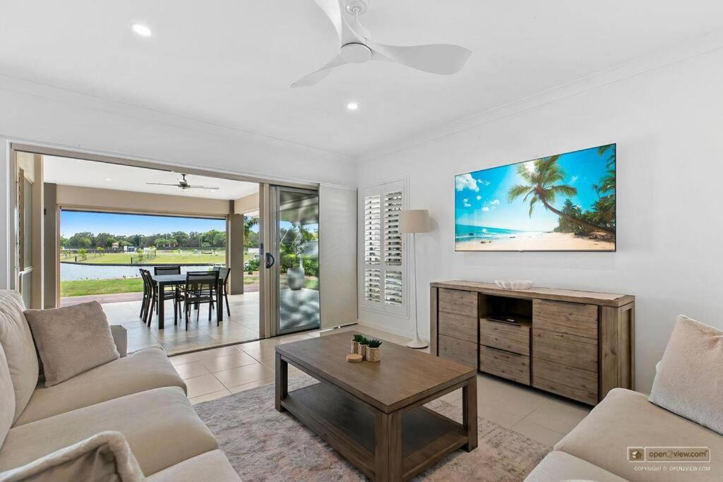 Photo of Others in Banksia Beach