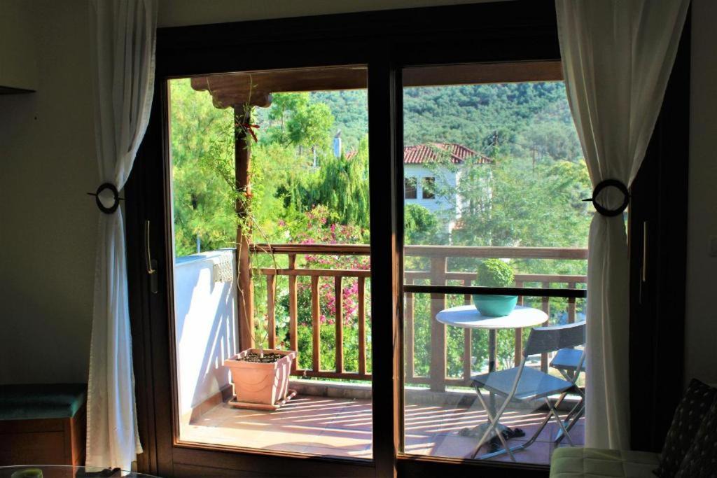 Photo of Patio Balcony in Kato Gatzea
