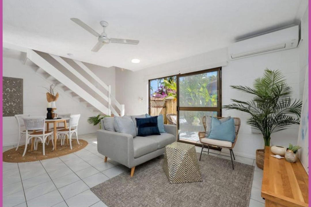 Photo of Livingroom in North Ward