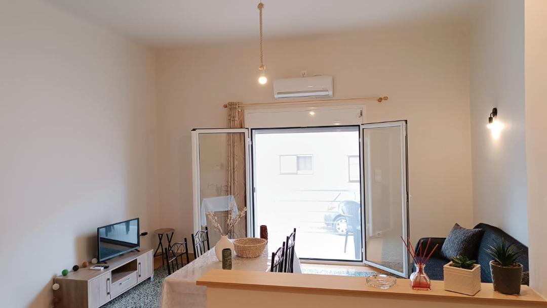 Photo of Livingroom in Karystos