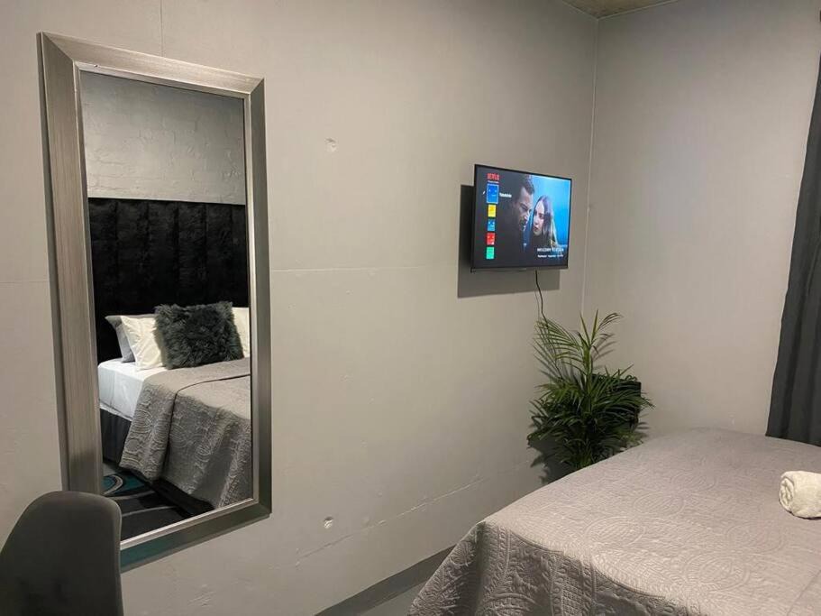 Photo of Bedroom in Downtown Johannesburg