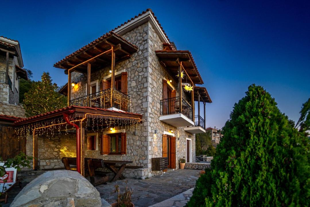 Photo of Buildings in Arachova