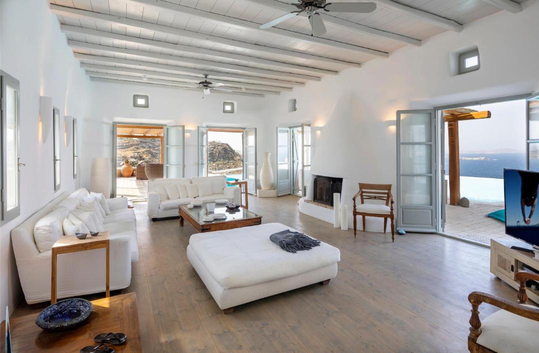 Photo of Livingroom in Tourlos