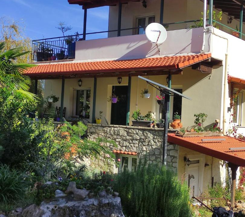 Photo of Buildings in Polidrosos
