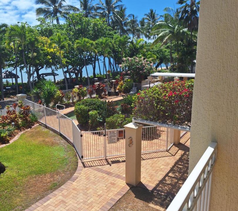 Photo of Patio Balcony in Trinity Beach