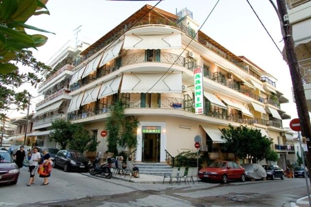 Photo of Buildings in Loutra Edipsou