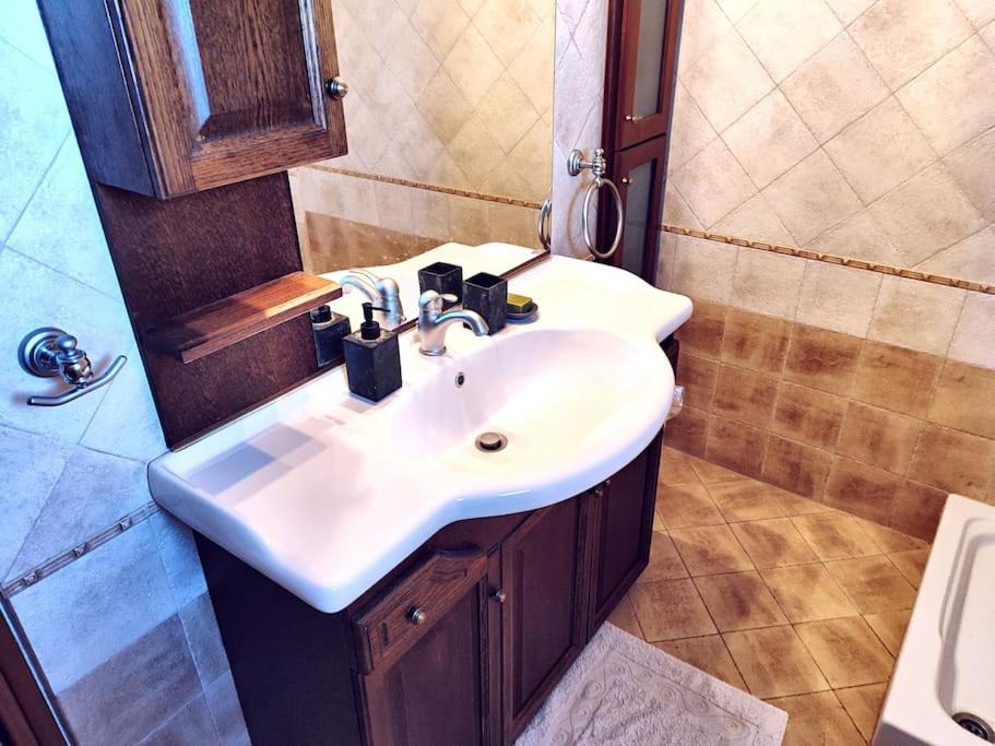 Photo of Bathroom in Mendhenitsa