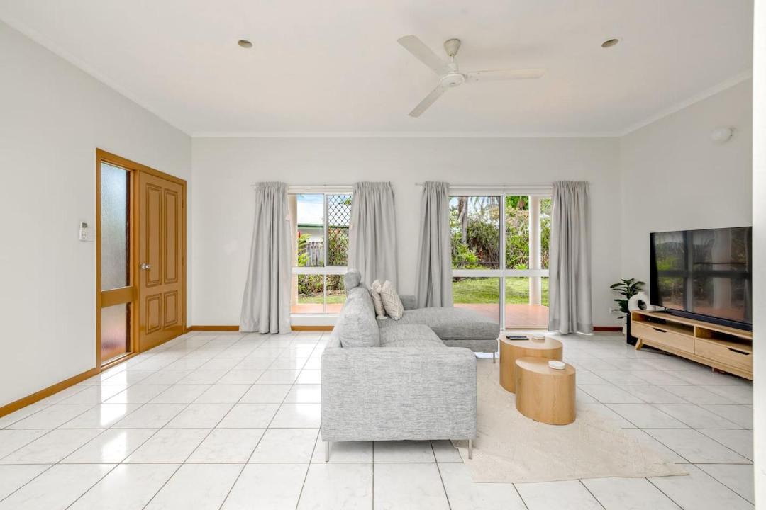 Photo of Livingroom in Smithfield