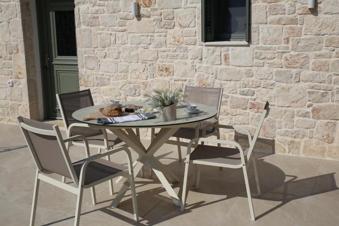 Photo of Patio Balcony in Logarata