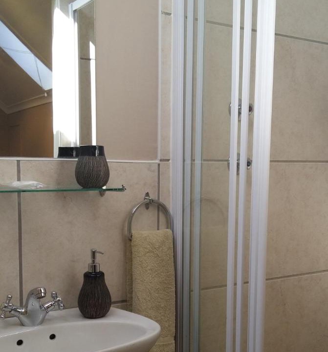 Photo of Bathroom in Oudtshoorn