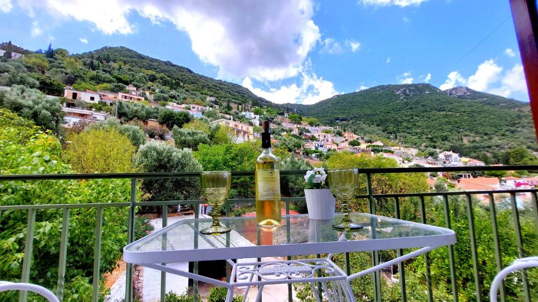 Photo of Patio Balcony in Aetos