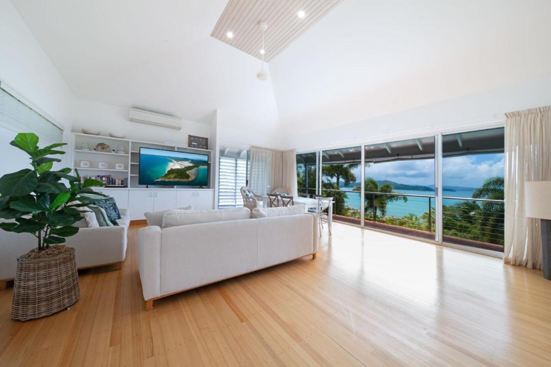Photo of Livingroom in Shute Harbour