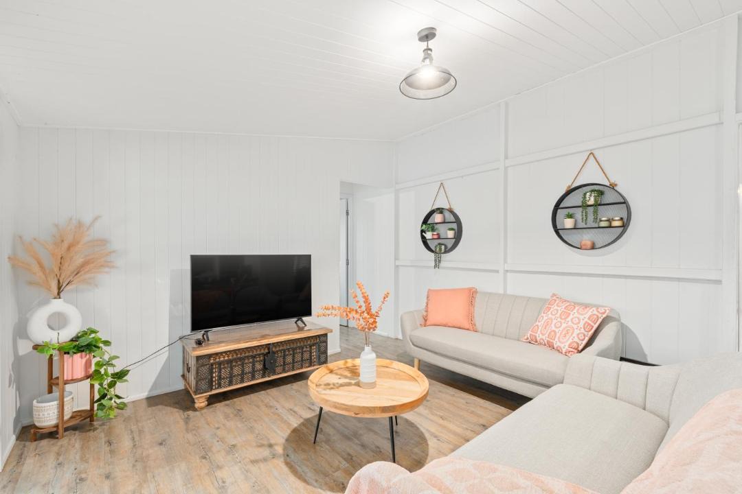 Photo of Livingroom in North Booval