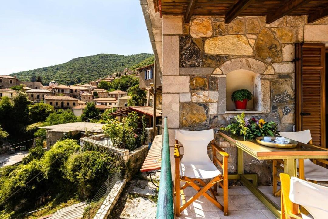 Photo of Patio Balcony in Trikolonoi