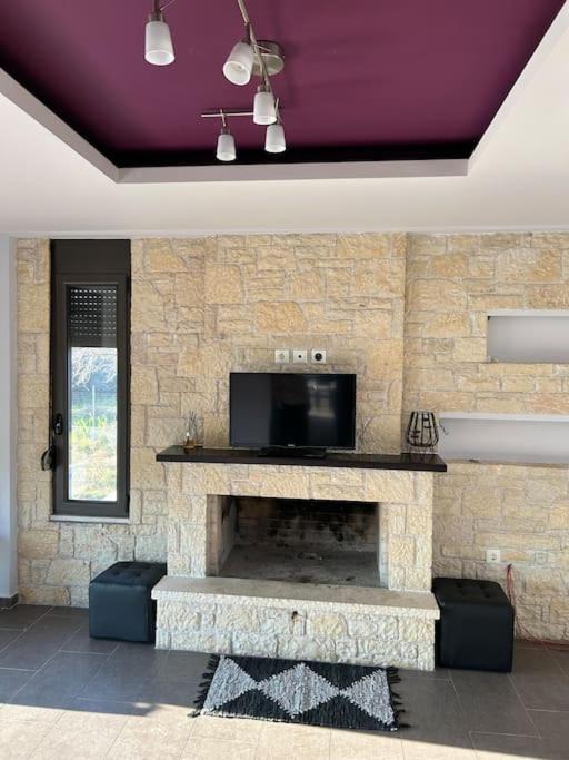 Photo of Livingroom in Chiliadou
