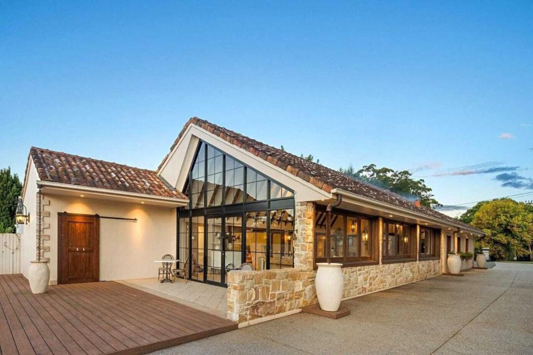 Photo of Buildings in North Tamborine