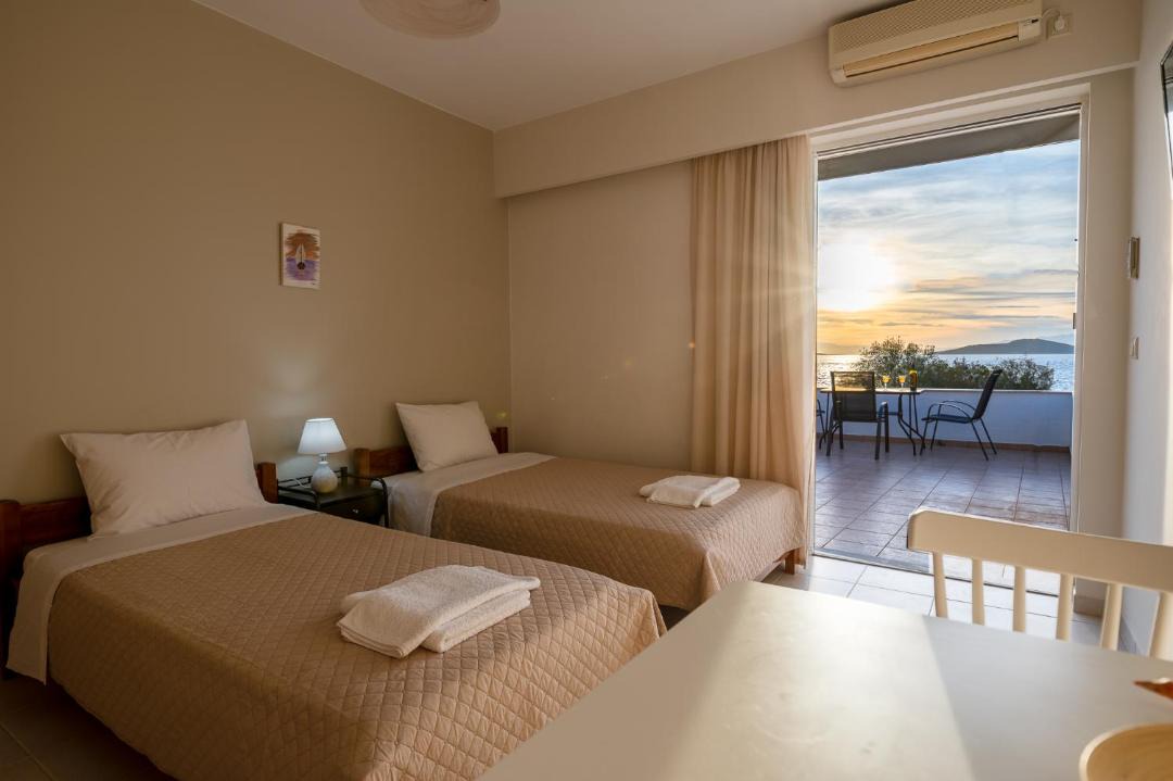 Photo of Bedroom in Marmari