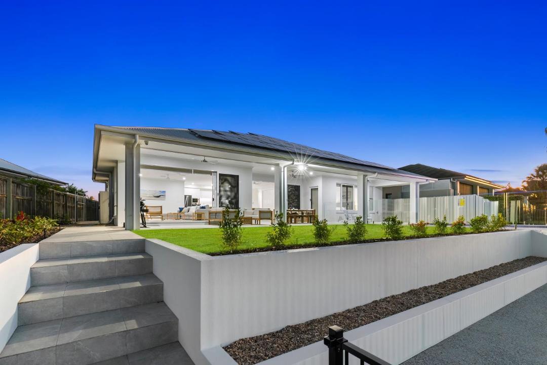 Photo of Buildings in Banksia Beach