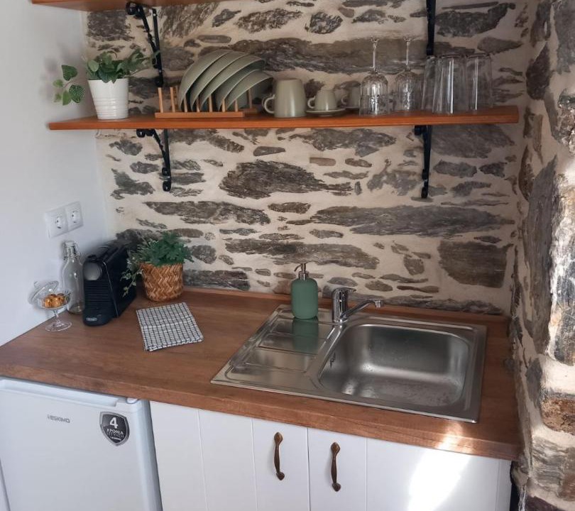 Photo of Kitchen in Karystos
