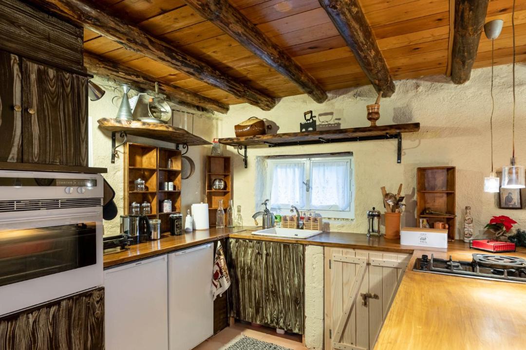 Photo of Kitchen in Kato Diminio