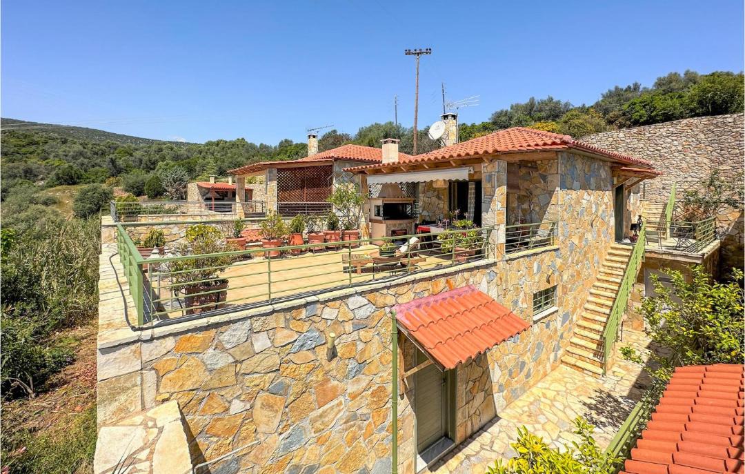 Photo of Buildings in Lerna