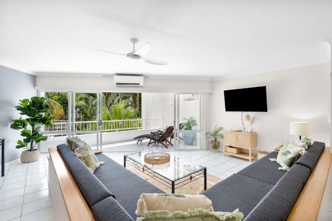 Photo of Livingroom in Palm Cove