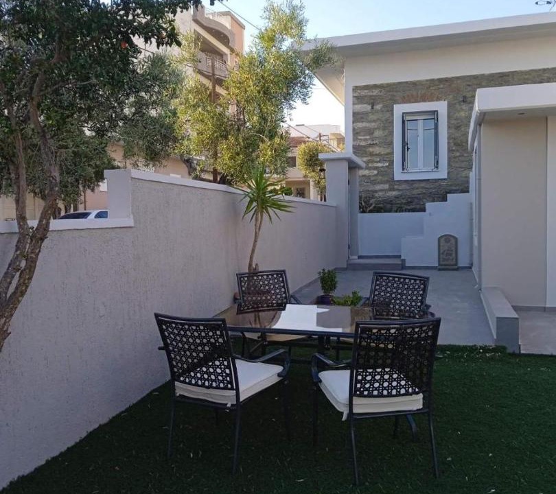 Photo of Patio Balcony in Karystos