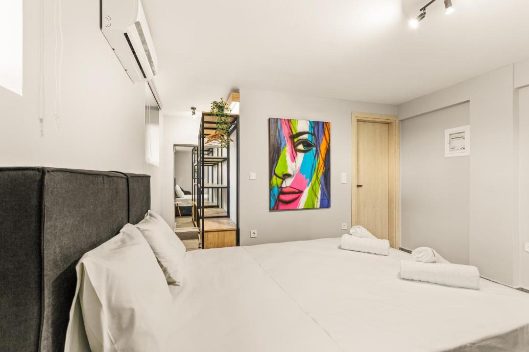 Photo of Bedroom in Lefktron