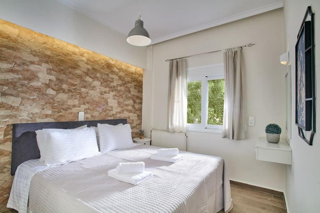 Photo of Bedroom in Kato Galatas