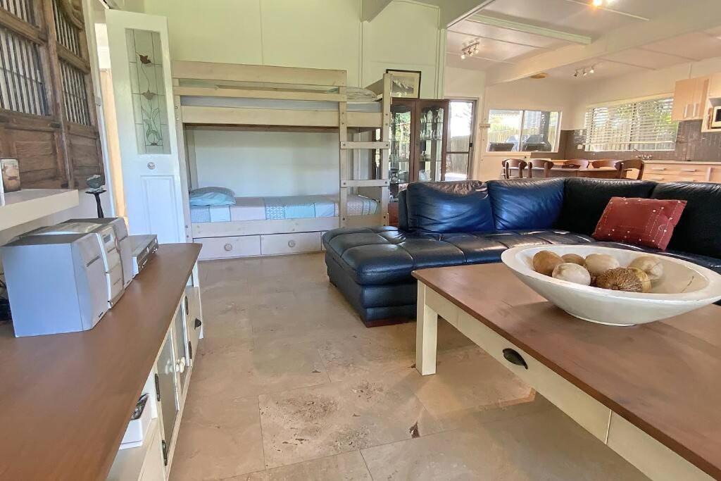 Photo of Livingroom in Amity Point