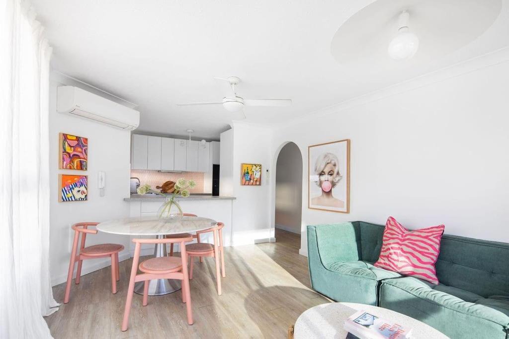 Photo of Livingroom in Broadbeach