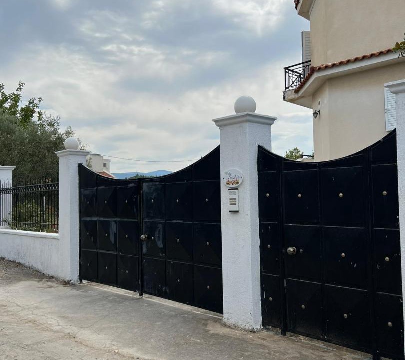 Photo of Buildings in Oropos