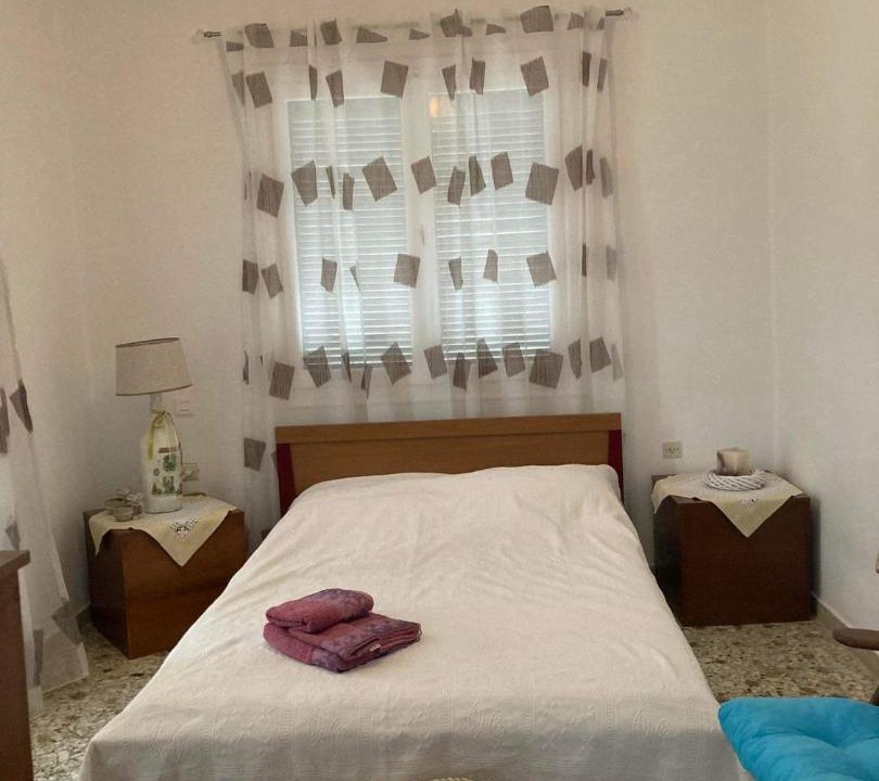 Photo of Bedroom in Lokroi