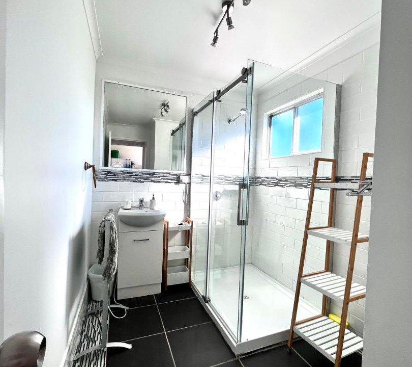 Photo of Bathroom in Clarendon