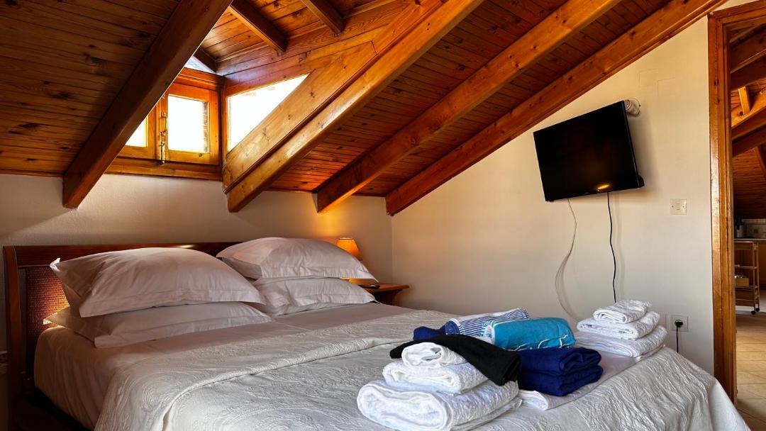 Photo of Bedroom in Kato Diminio