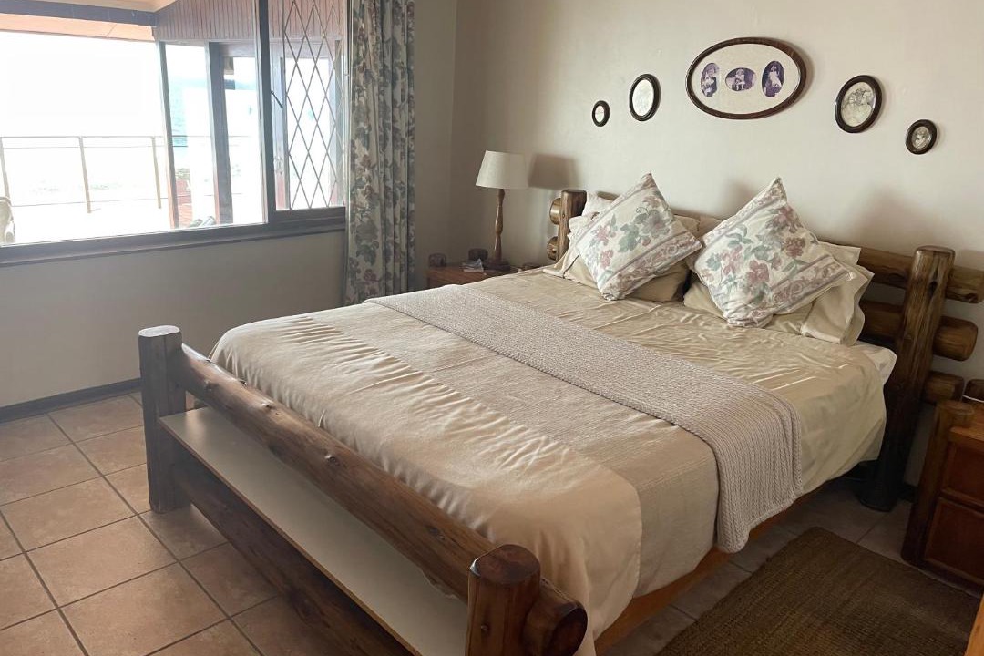 Photo of Bedroom in Manaba Beach