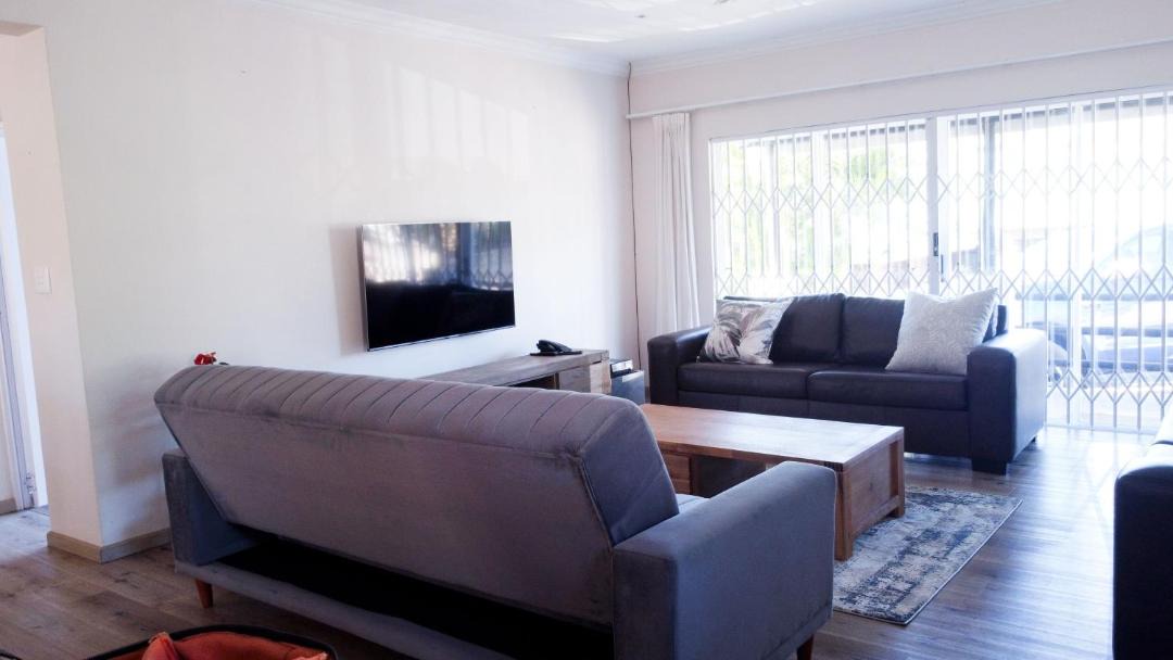 Photo of Livingroom in Scottburgh