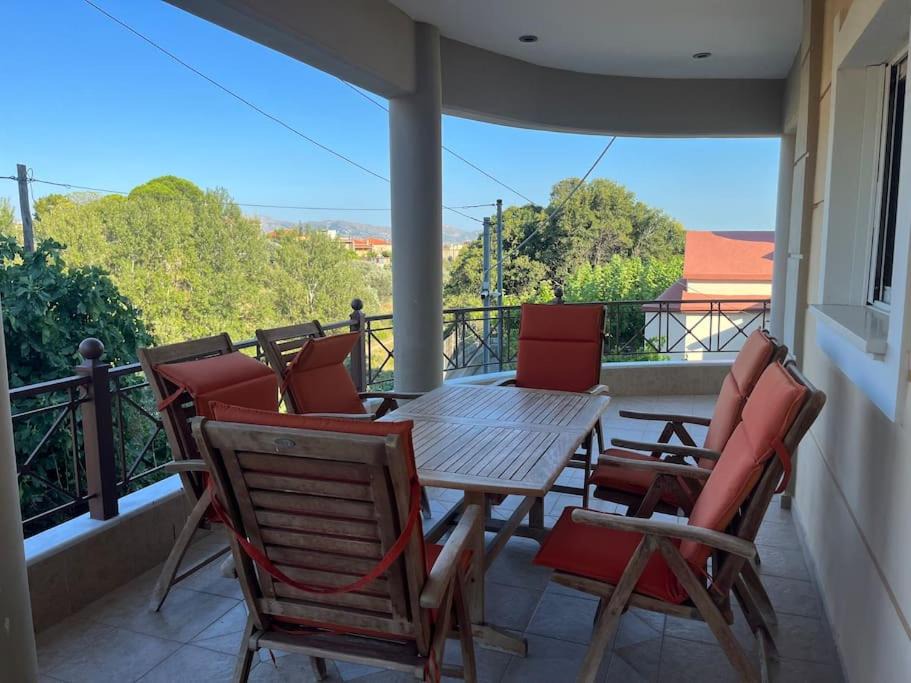 Photo of Patio Balcony in Sipiada