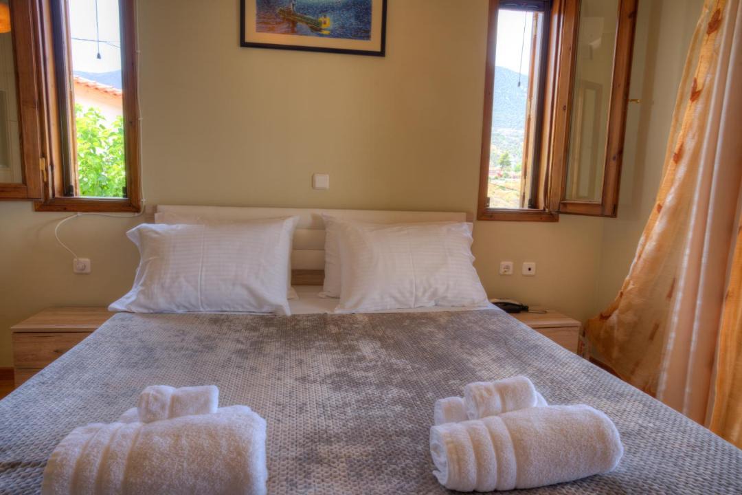 Photo of Bedroom in Platistomo