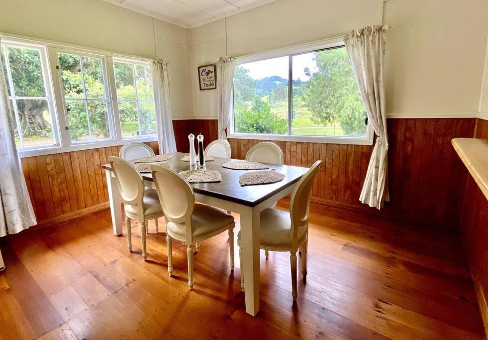 Photo of Livingroom in Coolabine
