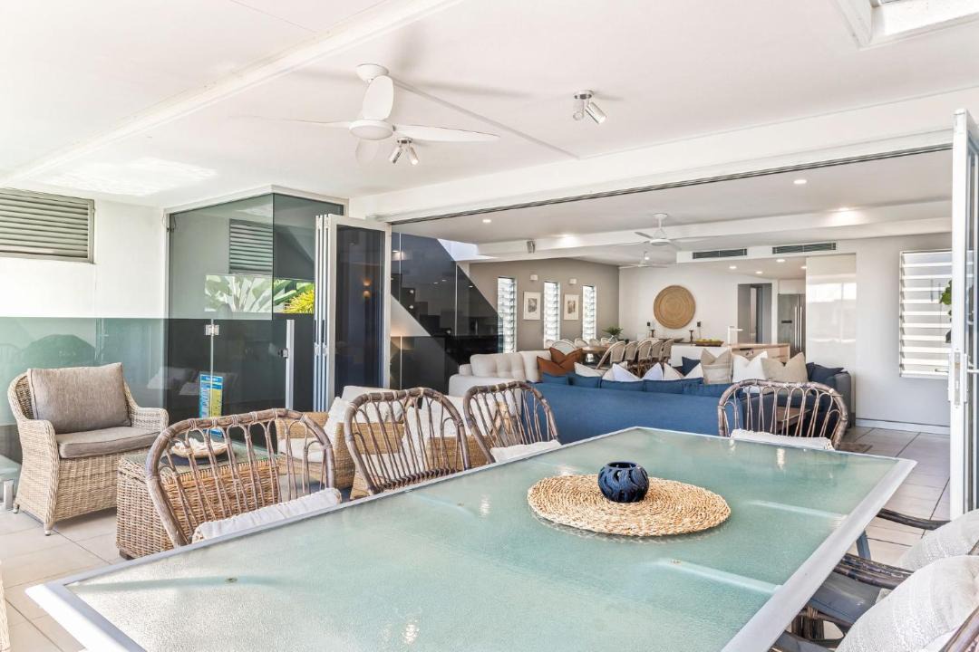 Photo of Livingroom in Alexandra Headland