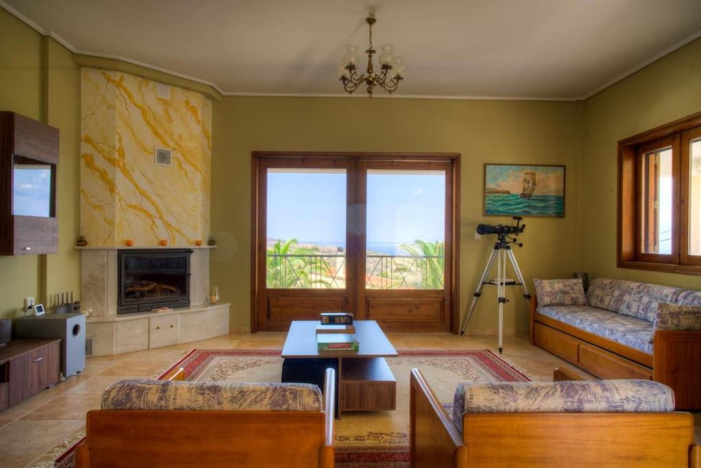 Photo of Livingroom in Platistomo