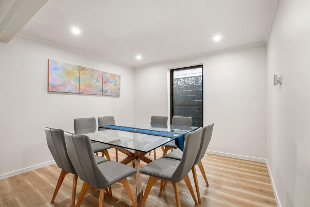 Photo of Livingroom in Moffat Beach