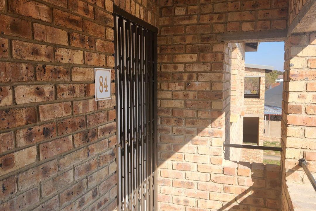 Photo of Others in Alberton