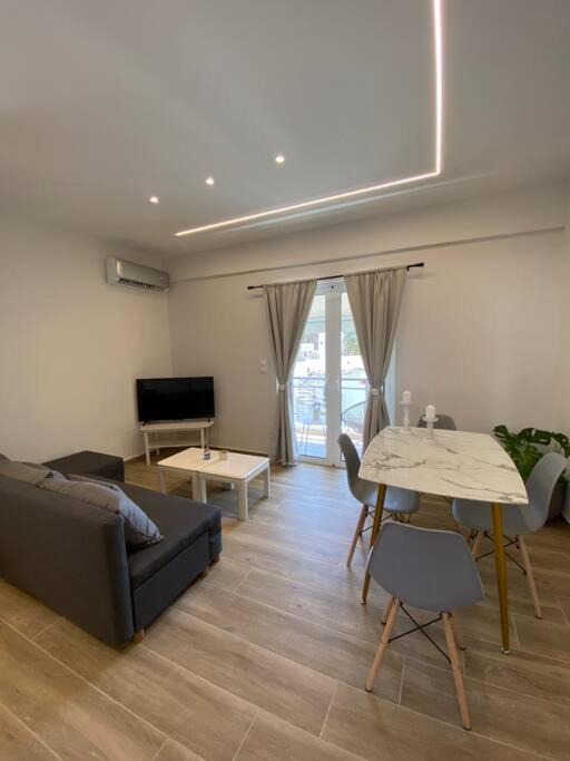 Photo of Livingroom in Anavyssos