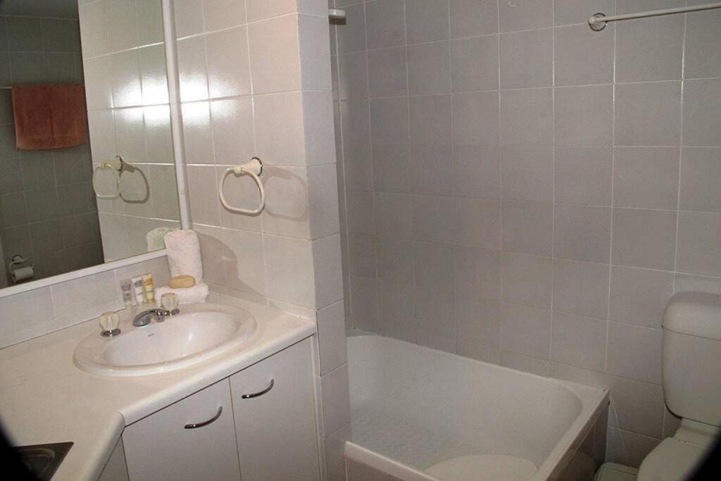 Photo of Bathroom in Wongaling Beach