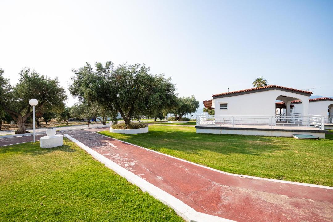 Photo of Buildings in Chalcis